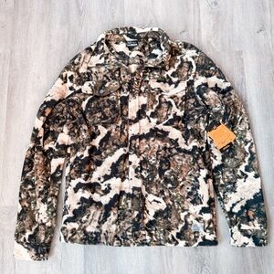 VEIL Camo fleece Jacket NWT Medium